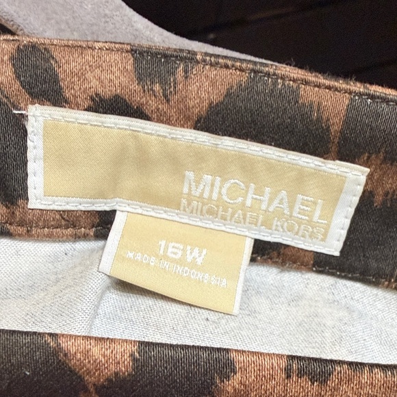 Michael Kors Leopard Print Women's Skirt - Picture 4 of 5